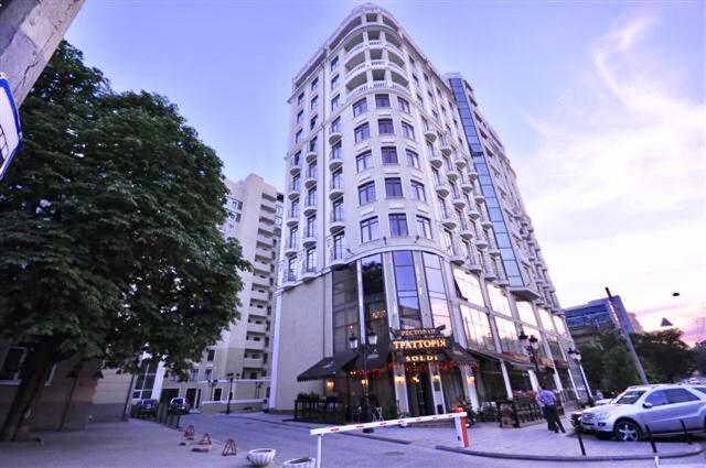 Central Park Apartments Odessa Buitenkant foto