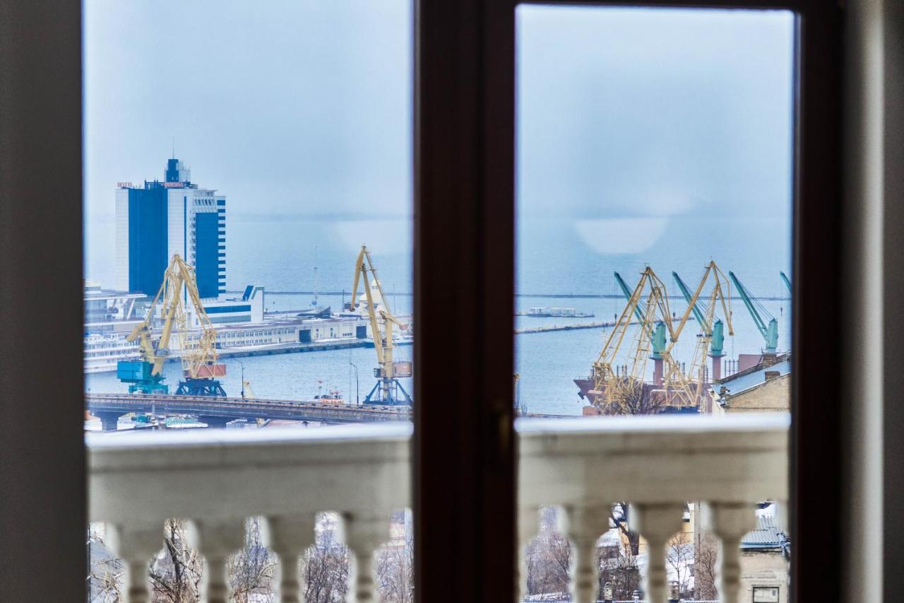 Central Park Apartments Odessa Buitenkant foto