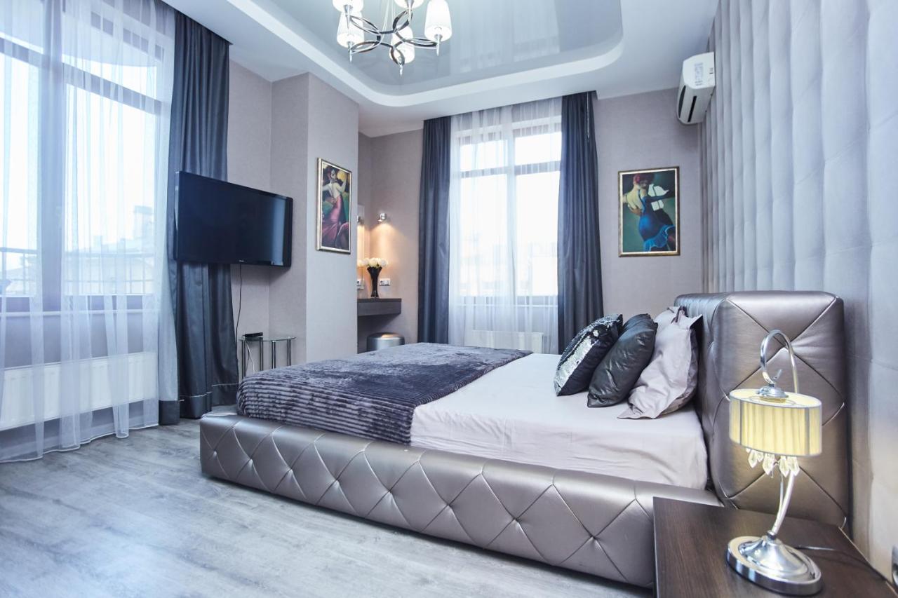 Central Park Apartments Odessa Buitenkant foto